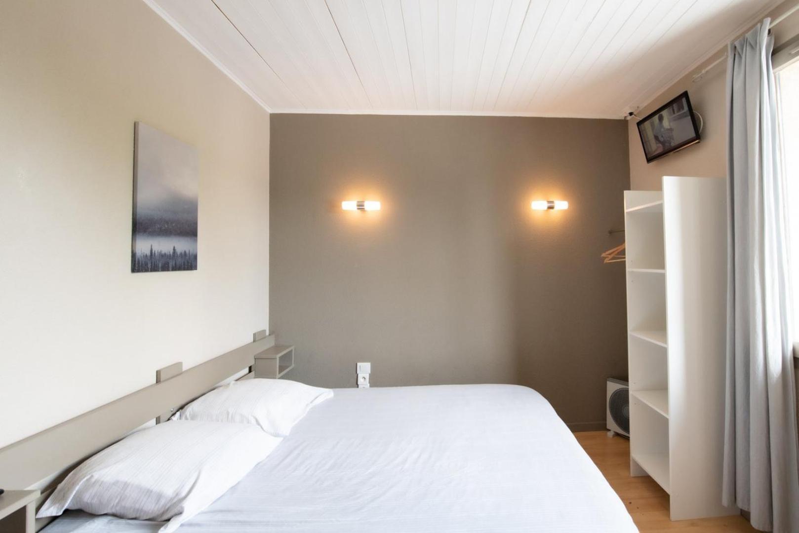 Chez Jostel - Chambre 1 Genay  Exterior photo