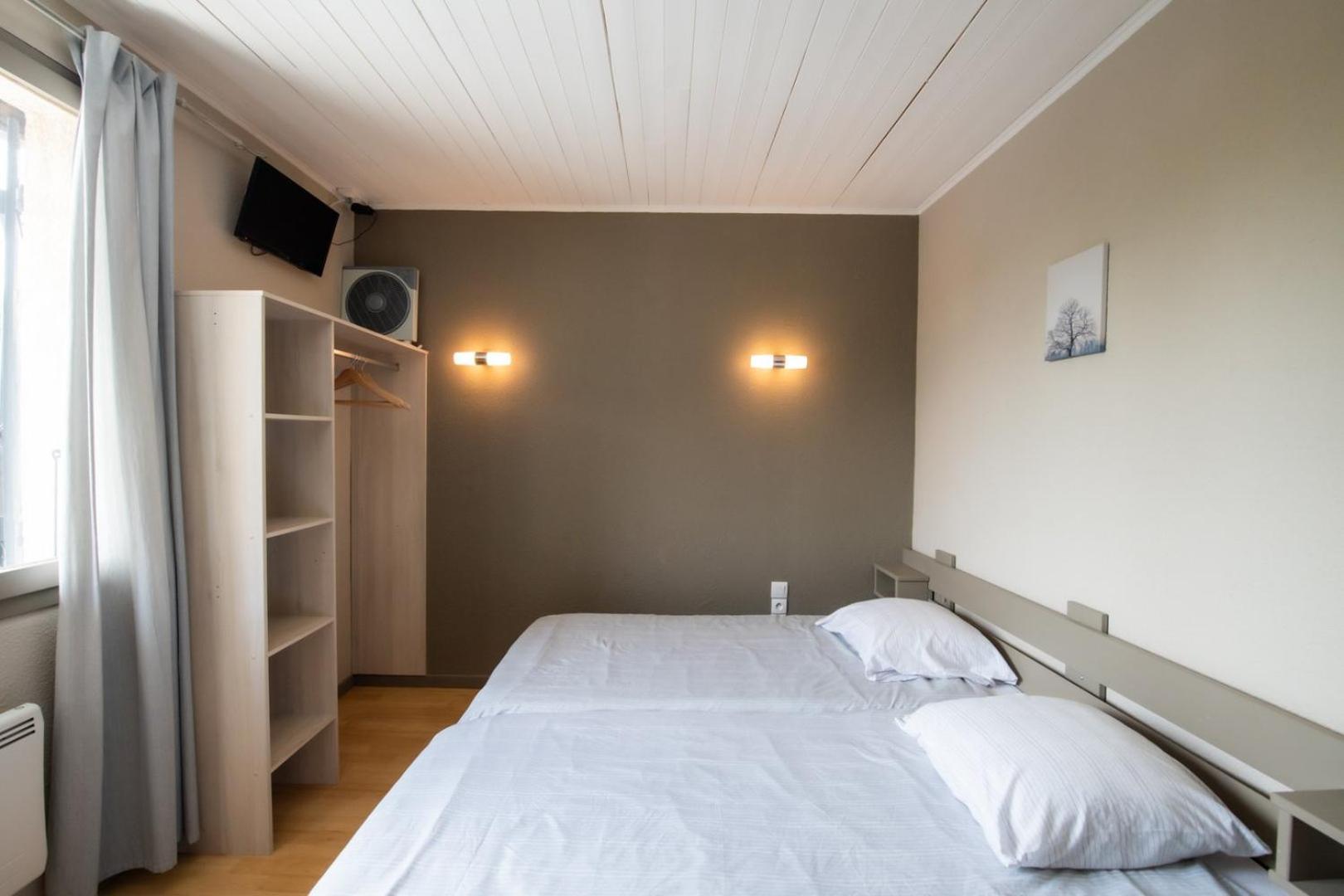 Chez Jostel - Chambre 1 Genay  Exterior photo
